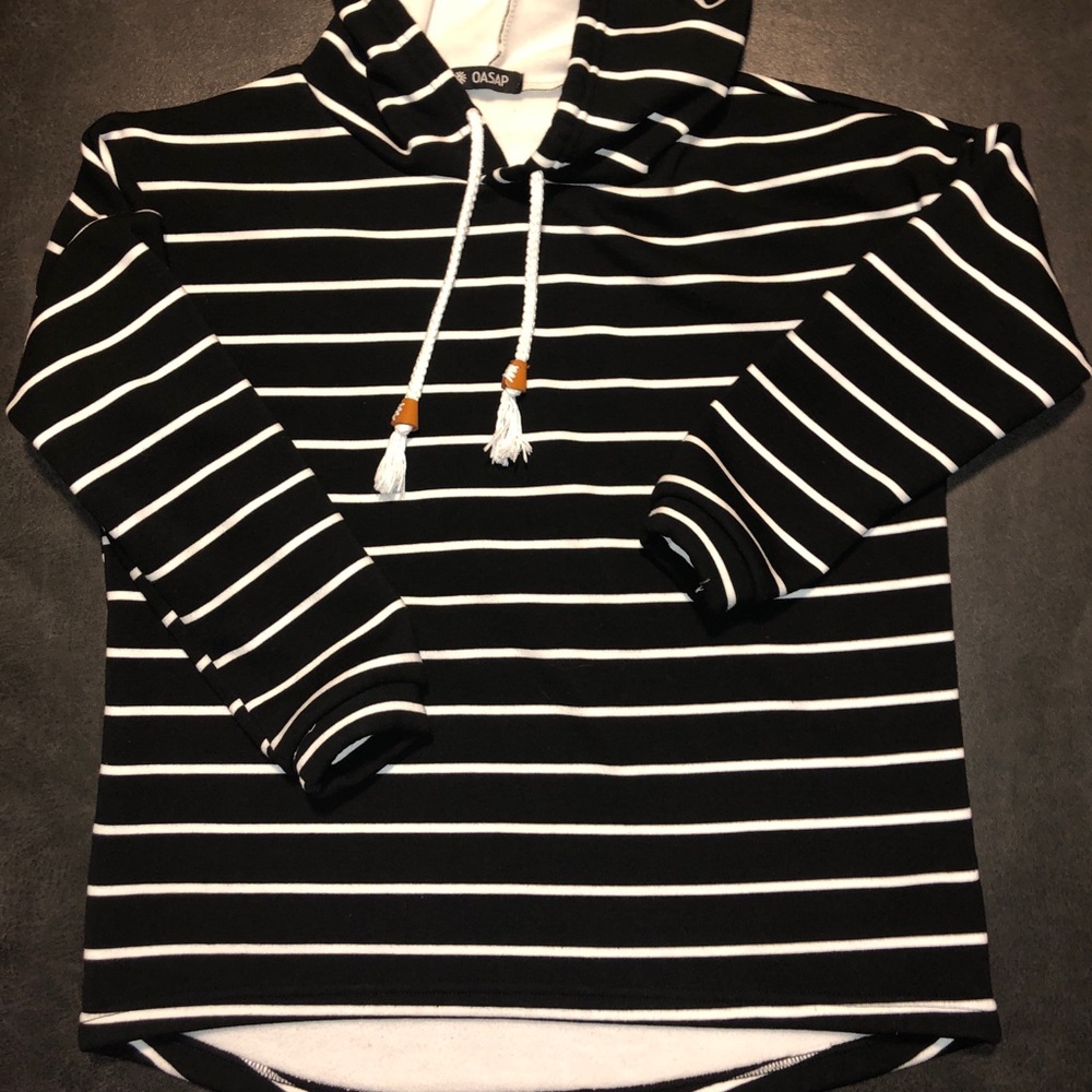 Black striped hoodie